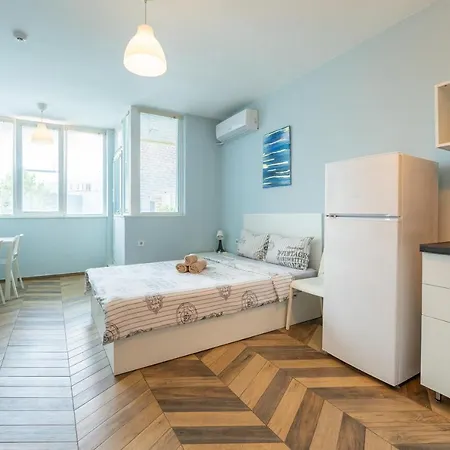 Апартаменты Cozy Little In Studentski Grad