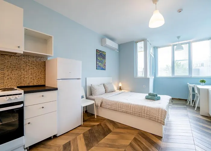 Апартамент Cozy Little In Studentski Grad