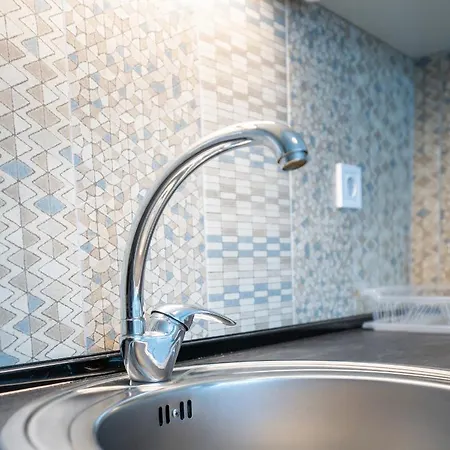 Cozy Little In Studentski Grad Daire Sofya